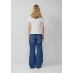 Γυναίκειο T-shirt slim fit QS image-4