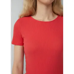 Slim Fit Women's T-Shirt QS image-3