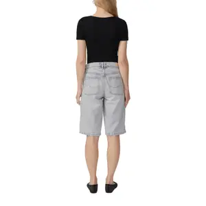 Slim Fit Women's T-Shirt QS image-5