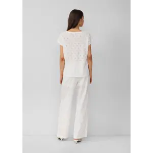 Embroidered Design T-Shirt Women QS image-4
