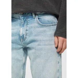 Mid-Rise Slim Jeans with Subtle Wash QS Rick image-3