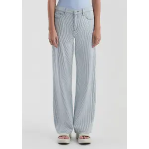 Wide Leg Women's Jeans QS Catie image-0