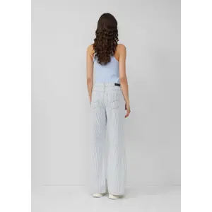 Wide Leg Women's Jeans QS Catie image-4