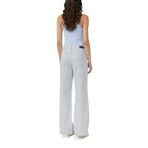 Wide Leg Women's Jeans QS Catie image-5