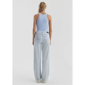 Wide Leg Women's Jeans QS Catie image-6