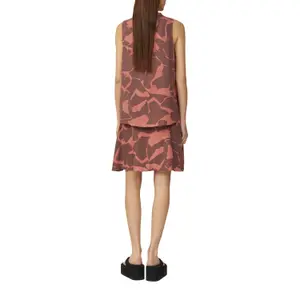 Women's sleeveless viscose blouse QS image-5
