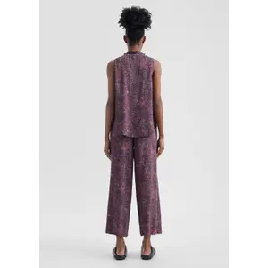 Women's sleeveless viscose blouse QS image-6