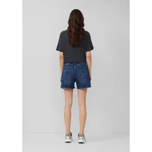 Women's denim shorts QS Abby image-4