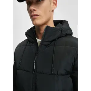 Crinkled Hooded Puffer Jacket with Zip Pockets QS image-3