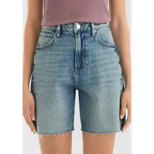 Women's shorts QS Mom image-3