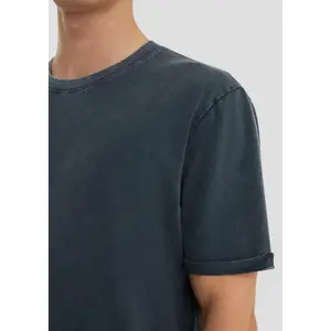Plain Round Neck T-Shirt QS image-3