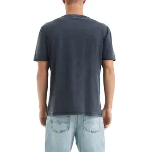 Plain Round Neck T-Shirt QS image-5