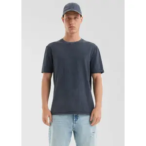 Plain Round Neck T-Shirt QS image-6