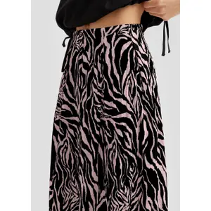 Women's Pleated Printed Viscose Maxi Skirt QS image-3