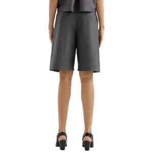 Pleated Wide Leg Chino Trousers Women QS image-5