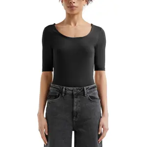 Women's Fitted Round Neck T-shirt QS image-2