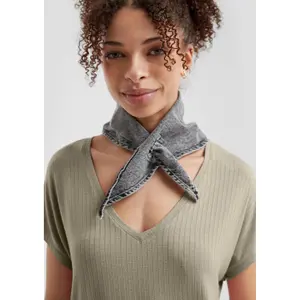 Women's Batwing Sleeve V-Neck T-Shirt QS image-3