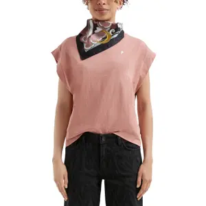 Women's Round Neck T-Shirt with Embroidery QS image-2