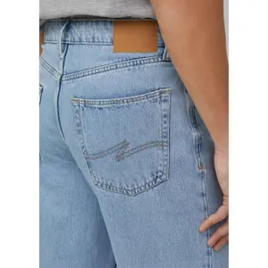 Mid-Rise Loose Jeans Waschung QS image-3