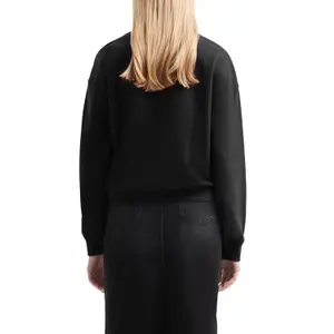 Loose Fit Crew Neck Soft Casual Sweatshirt Women QS image-5