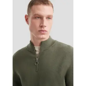 Fine Textured Pull Troyer QS image-3
