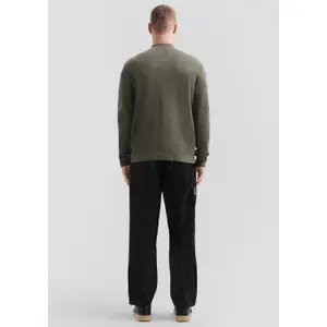 Fine Textured Pull Troyer QS image-4