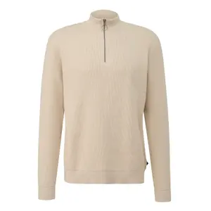 Fine Textured Pull Troyer QS image-0