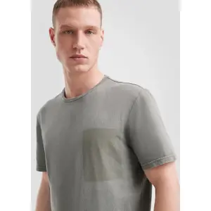 Washed T-shirt with Shadow Effect Pocket QS image-3