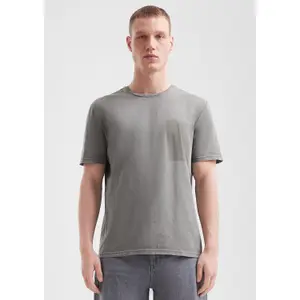 Washed T-shirt with Shadow Effect Pocket QS image-6