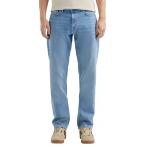 Regular Fit 5 Pocket Mid Rise Jeans QS Pete image-2
