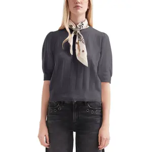 Classic Cut Knit Sweater Women QS image-2