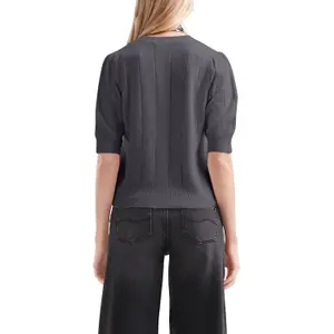 Classic Cut Knit Sweater Women QS image-5