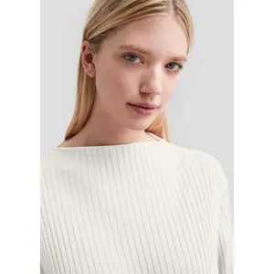 Ribbed Roll Neck Sweater Women QS image-3