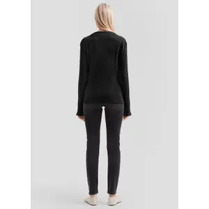 Ribbed Roll Neck Sweater Women QS image-4
