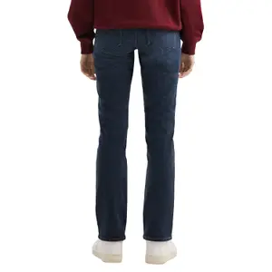 Mid-Rise Straight Leg Jeans Women QS Catie image-5