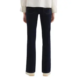 Mid-Rise Straight Leg Jeans Women QS Catie image-5