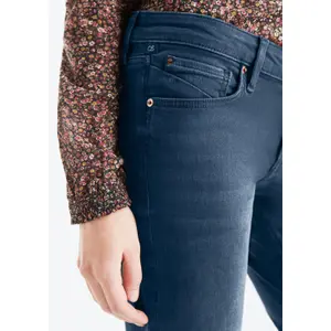 Mid-Rise Slim Straight Jeans for Women QS Catie image-3
