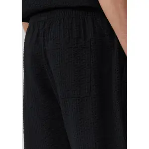 Seersucker Shorts QS image-3