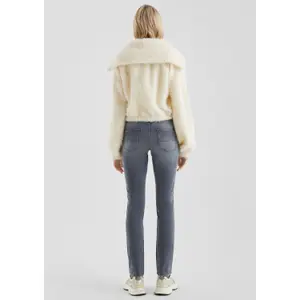 Casual Mid-Rise Slim Jeans for Women QS Catie image-4