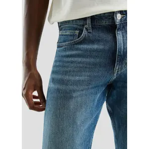 Casual Regular Jeans QS Pete image-3