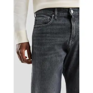 Casual Regular Jeans QS Pete image-3