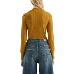 Women's Fitted Long Sleeve T-Shirt QS image-5
