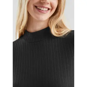 Women's Fitted Long Sleeve T-Shirt QS image-3