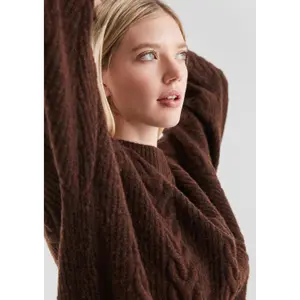 Soft Oversized Cable Knit Jumper for Women QS image-3
