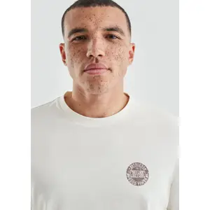 Basic Round Neck T-Shirt with Small Chest Motif QS image-3