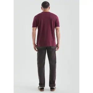 Basic Round Neck T-Shirt with Small Chest Motif QS image-4
