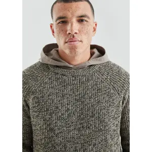 Knitted sweater QS Regular Fit image-3