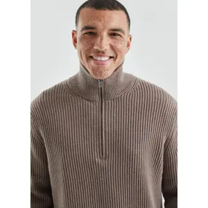Ribbed Cashmere Sweater QS Regular Fit image-3