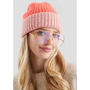 Comfortable Women's Beanie QS image-6
