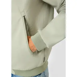 Softshell Jacket with Zipped Pockets and Hood QS image-3